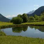 Anja *